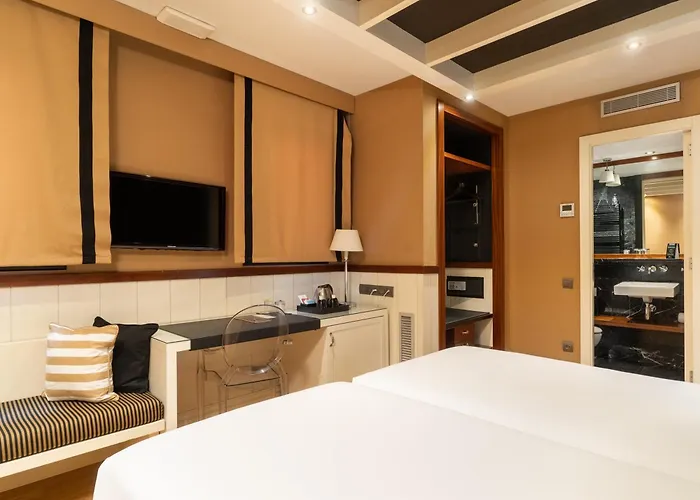 Hotel U232 4*