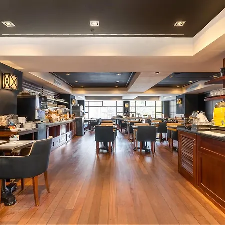 U232 Hotel 4*