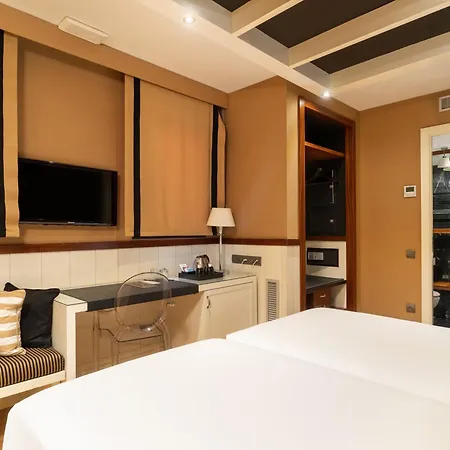 Otel U232 4*