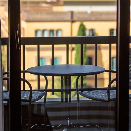 U232 Hotel 4*