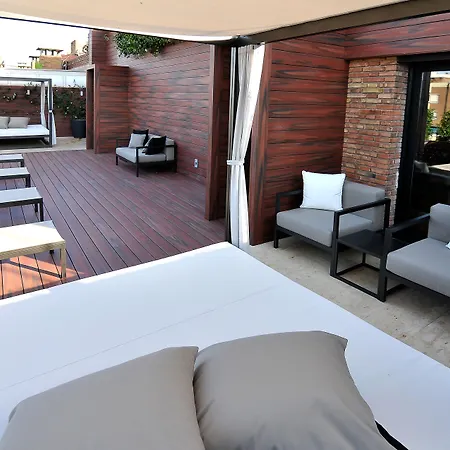 U232 4* Barcelona